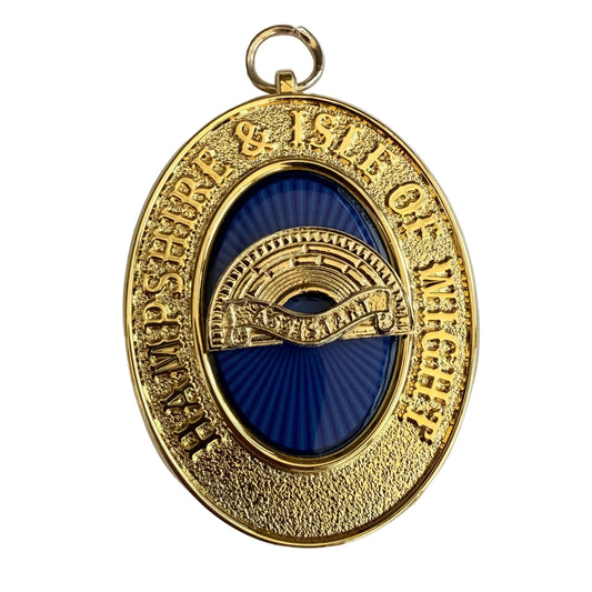 Past Provincial Assistant Grand Superintendent of Works collar jewel for Hampshire and the Isle of Wight
